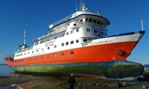 navy-seamen-rescued-120-people1